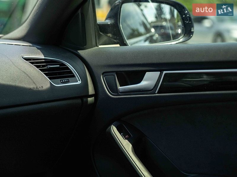 Купе Audi A5 2011 в Черновцах