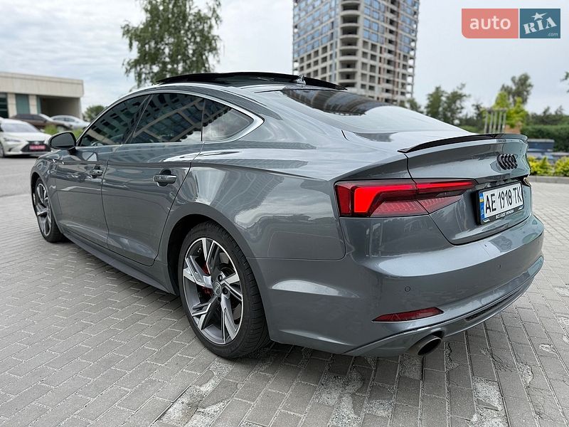 Купе Audi A5 2017 в Днепре