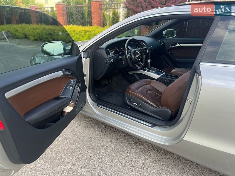 Купе Audi A5 2013 в Львові