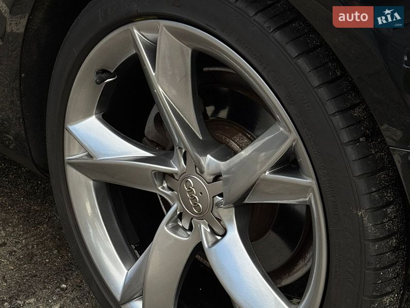 Купе Audi A5 2011 в Киеве