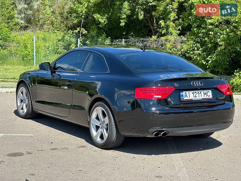 Купе Audi A5 2012 в Києві