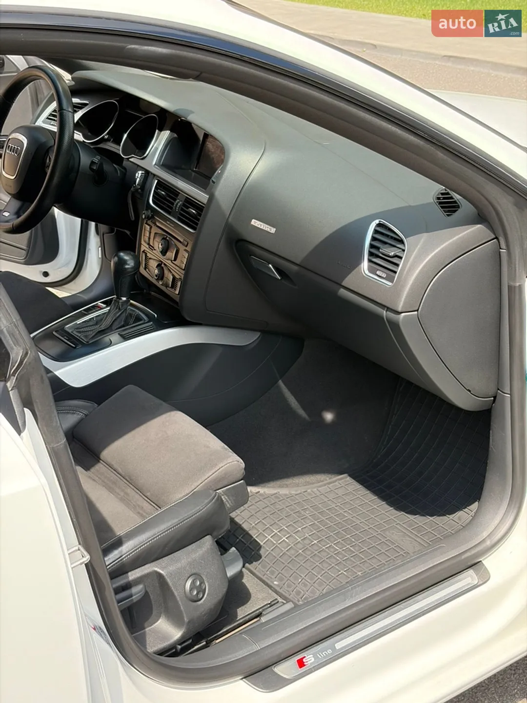 2011 Audi A5 - мініатюра 12