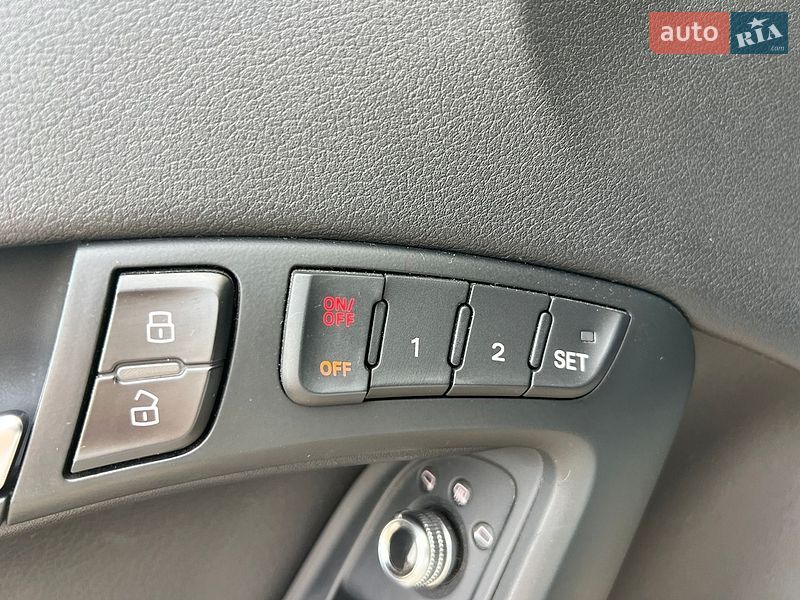 Кабриолет Audi A5 2012 в Днепре