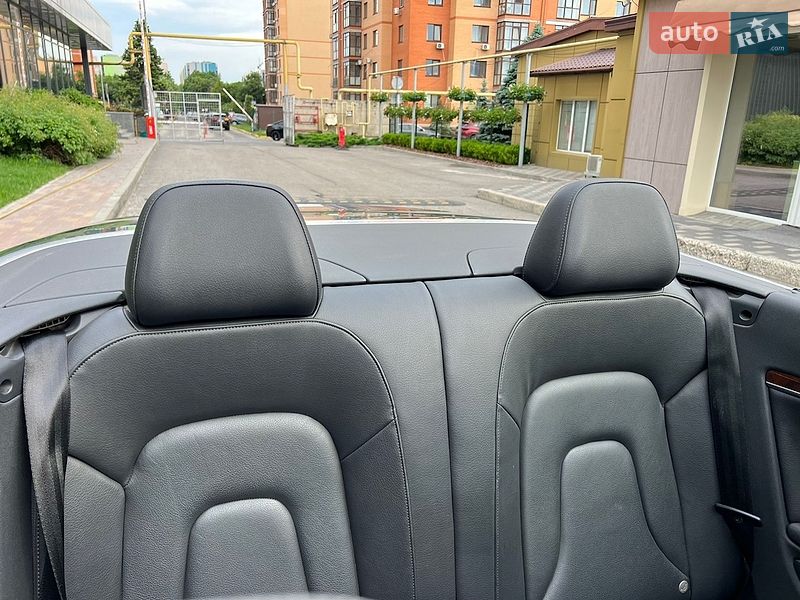 Кабриолет Audi A5 2012 в Днепре