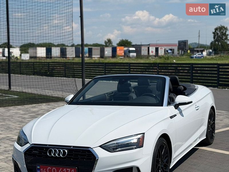 Кабриолет Audi A5 2022 в Ужгороде