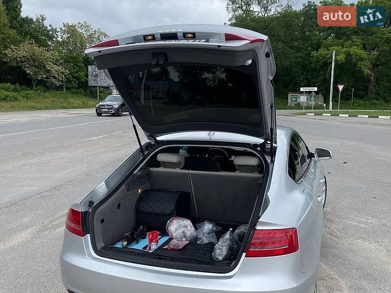 Купе Audi A5 2010 в Городке