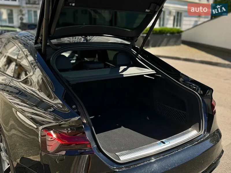 Audi A5 2024 VIN WAUDACF50RA092458 фото оголошення 10 з 55