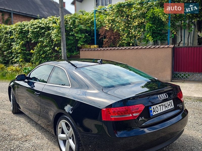 Купе Audi A5 2010 в Виноградове