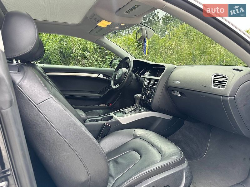 Купе Audi A5 2013 в Чернівцях