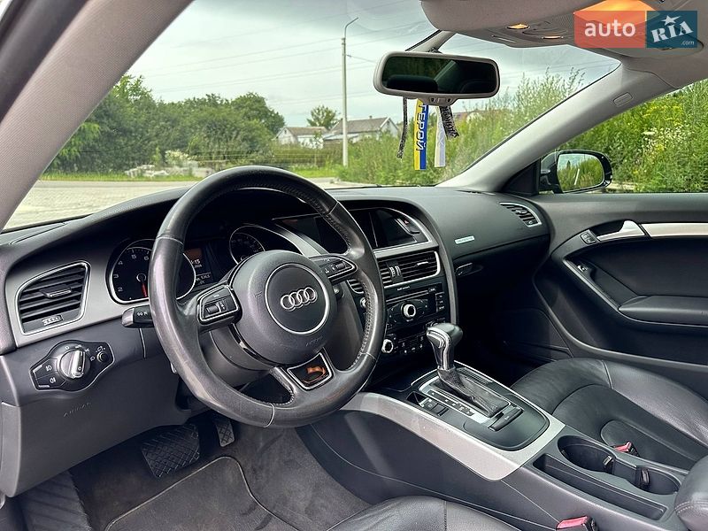 Купе Audi A5 2013 в Чернівцях