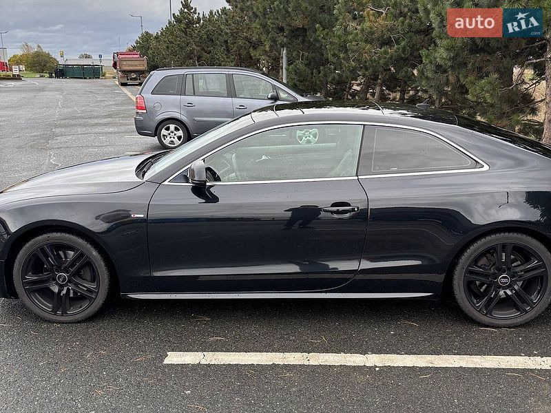 Купе Audi A5 2010 в Киеве