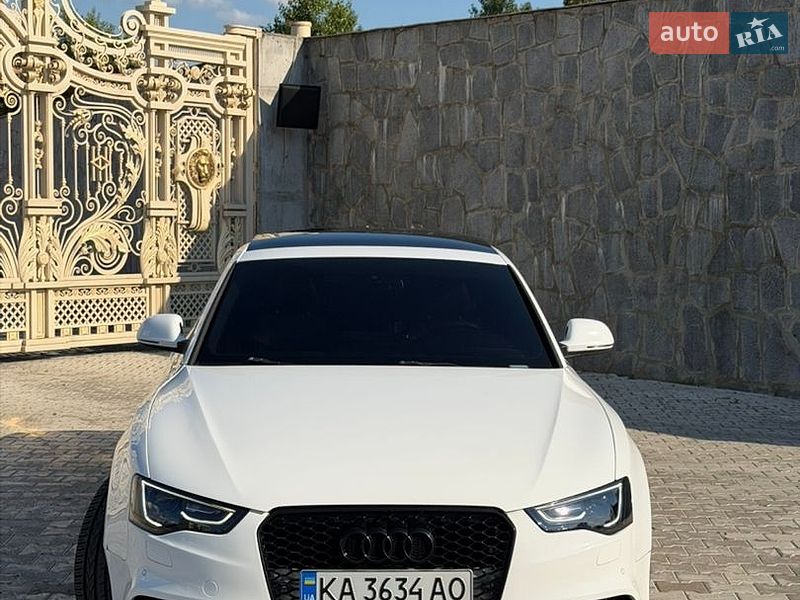 Купе Audi A5 2013 в Києві