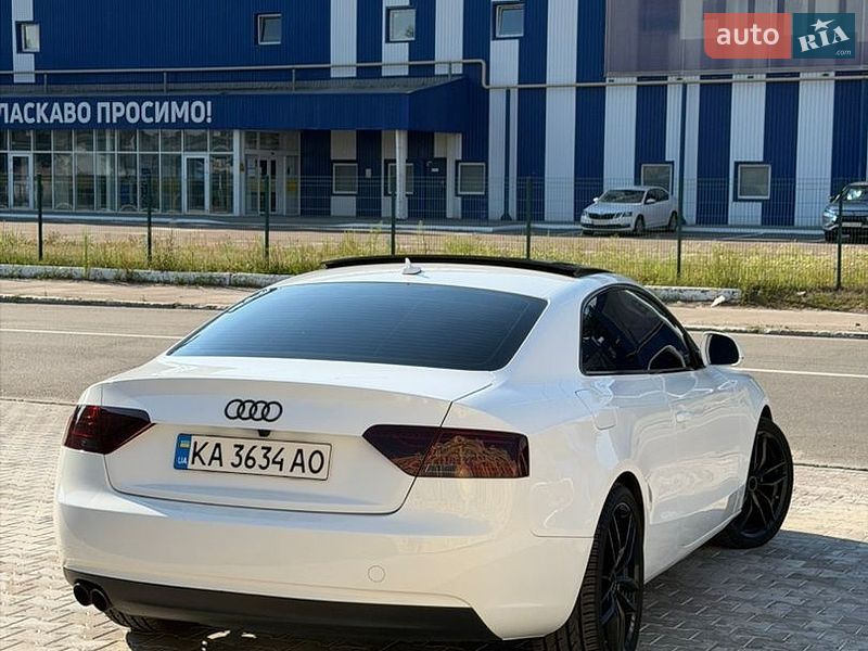 Купе Audi A5 2013 в Києві