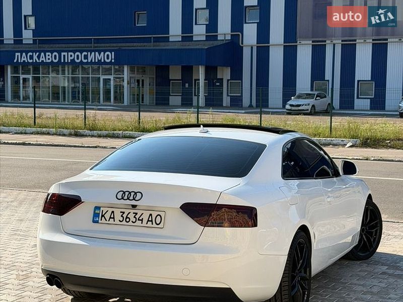 Купе Audi A5 2013 в Києві