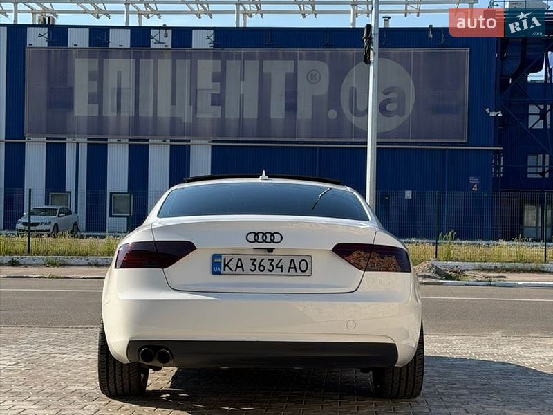 Купе Audi A5 2013 в Києві