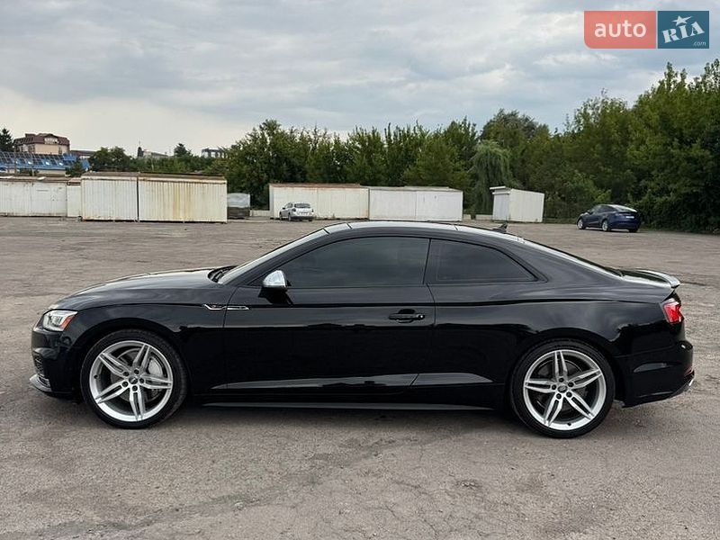 Купе Audi A5 2017 в Луцке
