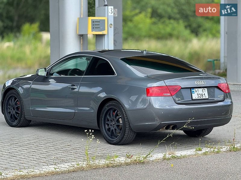 Купе Audi A5 2013 в Львові