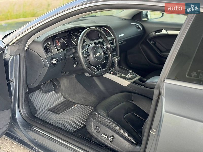 Купе Audi A5 2013 в Львові