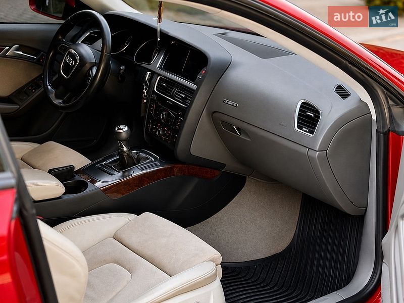 Купе Audi A5 2007 в Черновцах