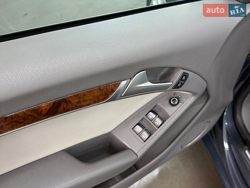 Кабриолет Audi A5 2010 в Лановцах