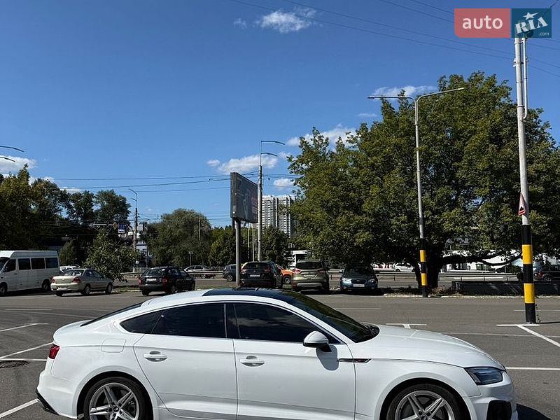 Лифтбек Audi A5 2021 в Киеве
