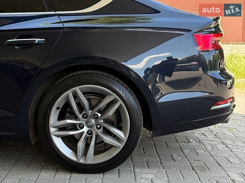Купе Audi A5 2017 в Днепре