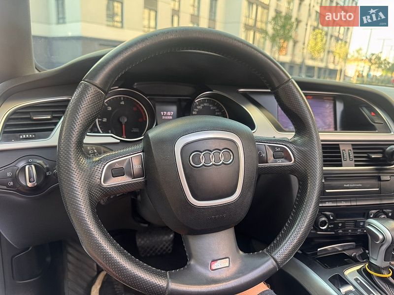 Кабріолет Audi A5 2011 в Івано-Франківську