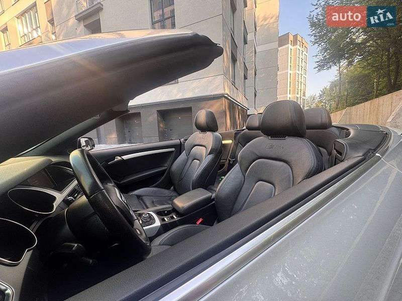 Кабріолет Audi A5 2011 в Івано-Франківську