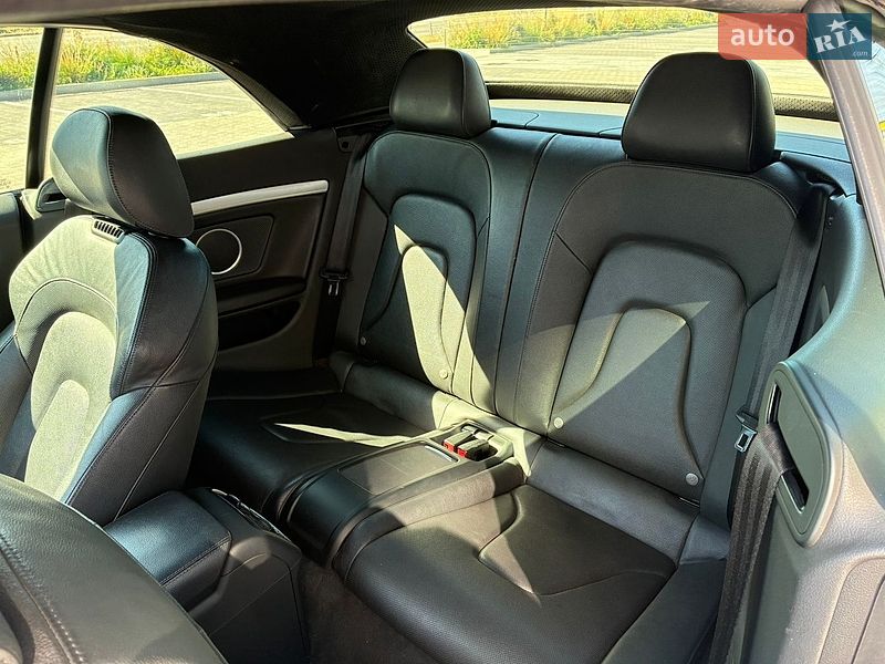 Кабріолет Audi A5 2013 в Києві