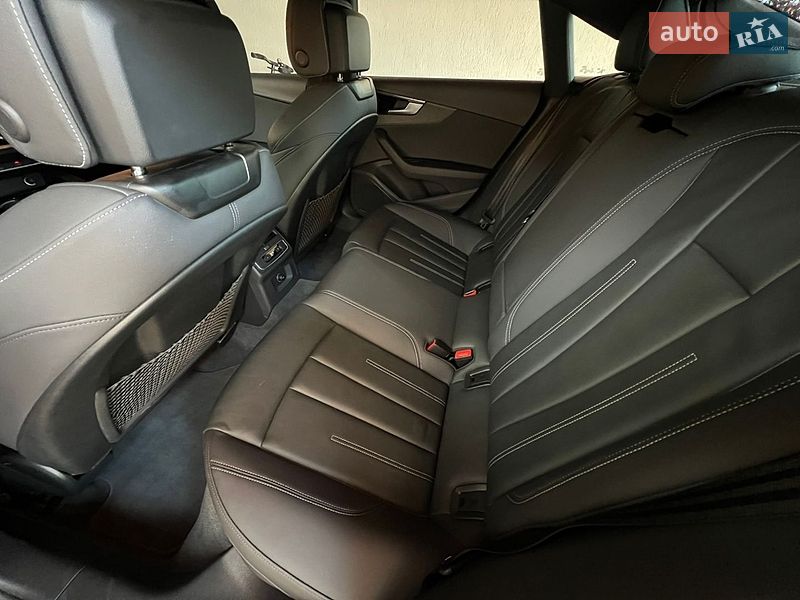Лифтбек Audi A5 2021 в Киеве