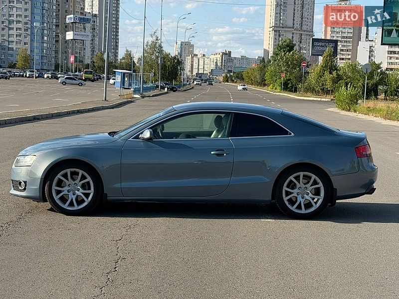 Купе Audi A5 2009 в Києві