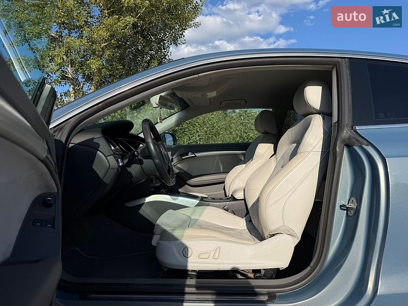 Купе Audi A5 2009 в Києві