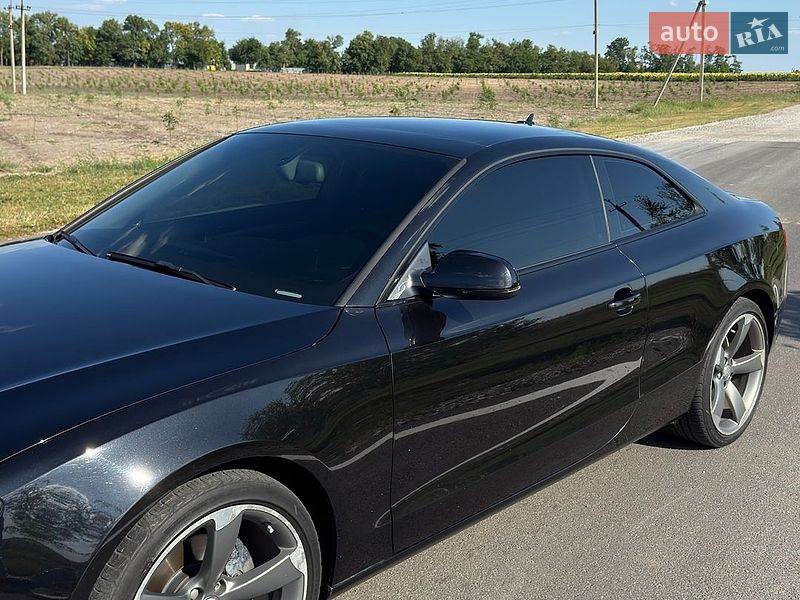 Купе Audi A5 2014 в Дніпрі