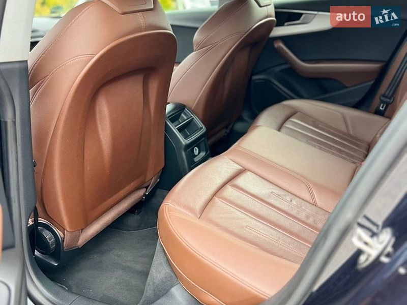 Купе Audi A5 2017 в Мостиській