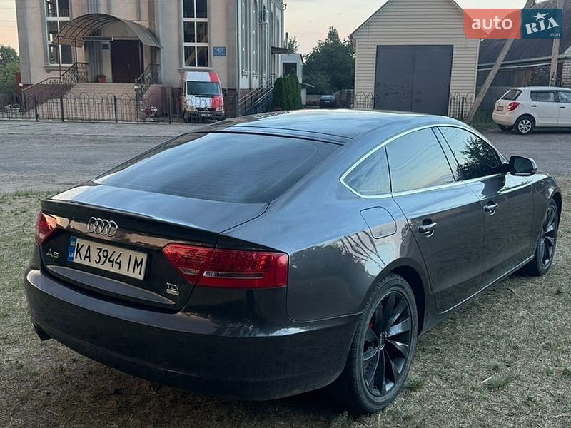 Купе Audi A5 2010 в Черкассах