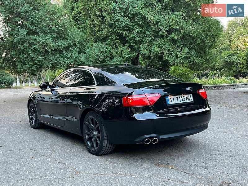 Купе Audi A5 2011 в Смеле