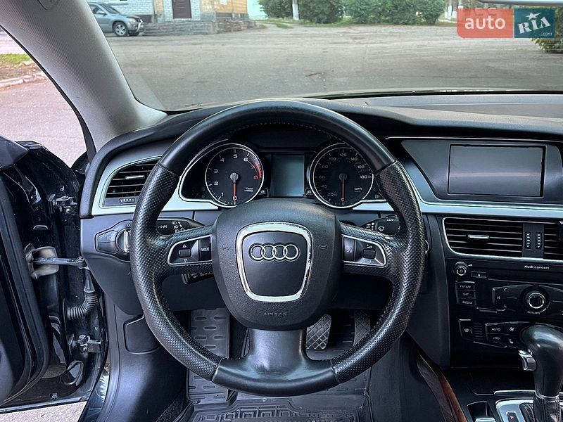 Купе Audi A5 2011 в Смеле