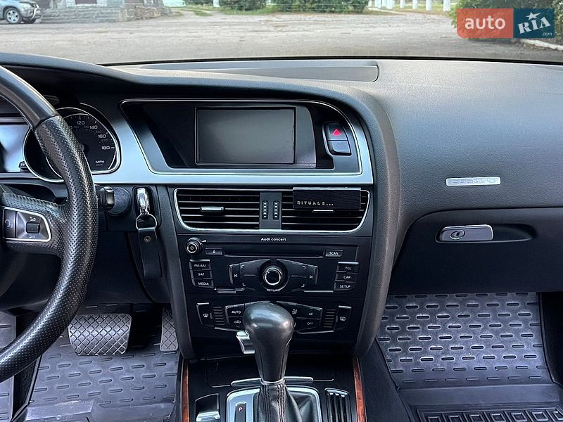 Купе Audi A5 2011 в Смеле