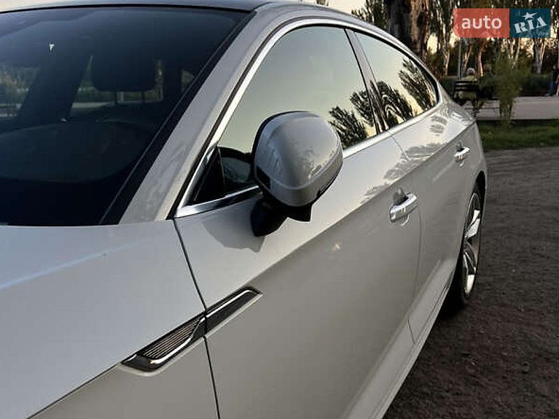 Купе Audi A5 2019 в Львові