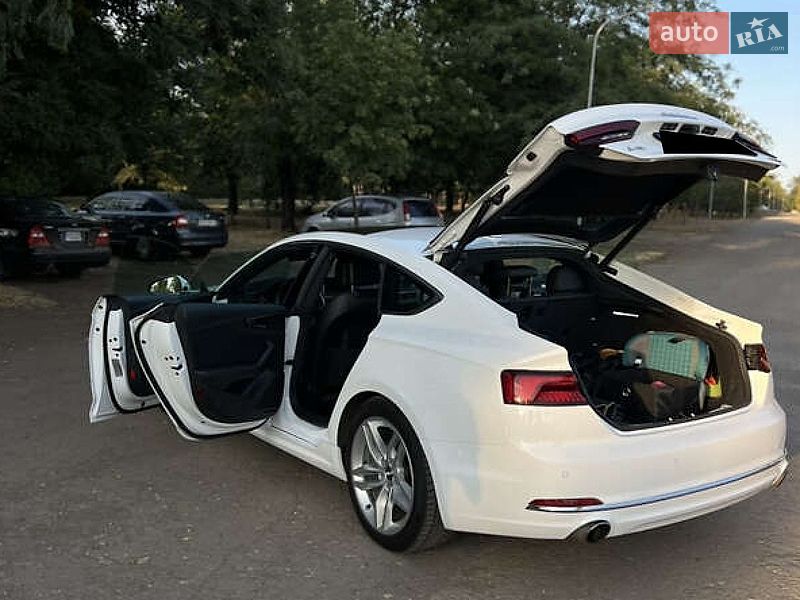 Купе Audi A5 2019 в Львові
