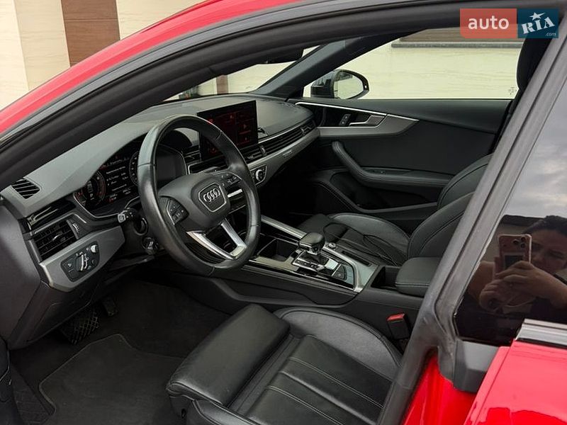 Купе Audi A5 2023 в Львові