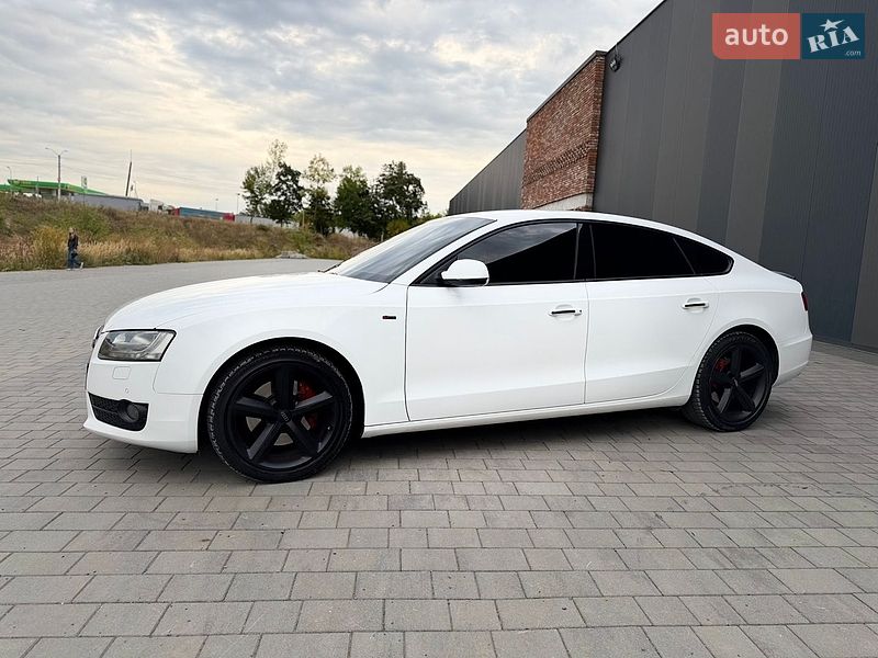 Купе Audi A5 2010 в Хмельницком