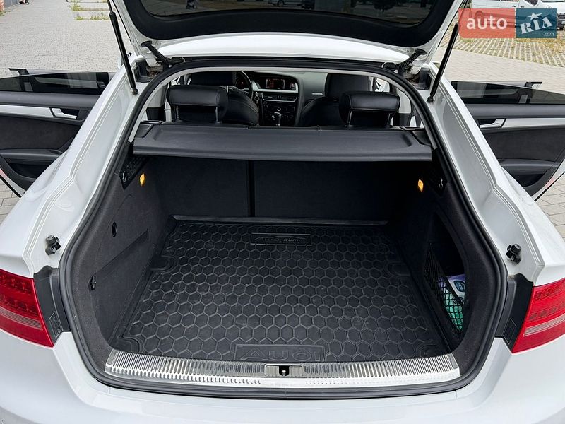 Купе Audi A5 2010 в Хмельницком