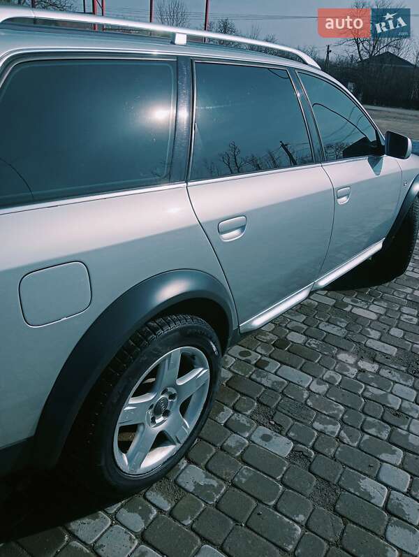 Универсал Audi A6 Allroad 2001 в Хотине