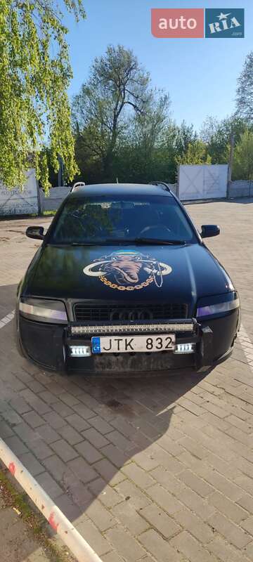 Универсал Audi A6 Allroad 2002 в Апостолово