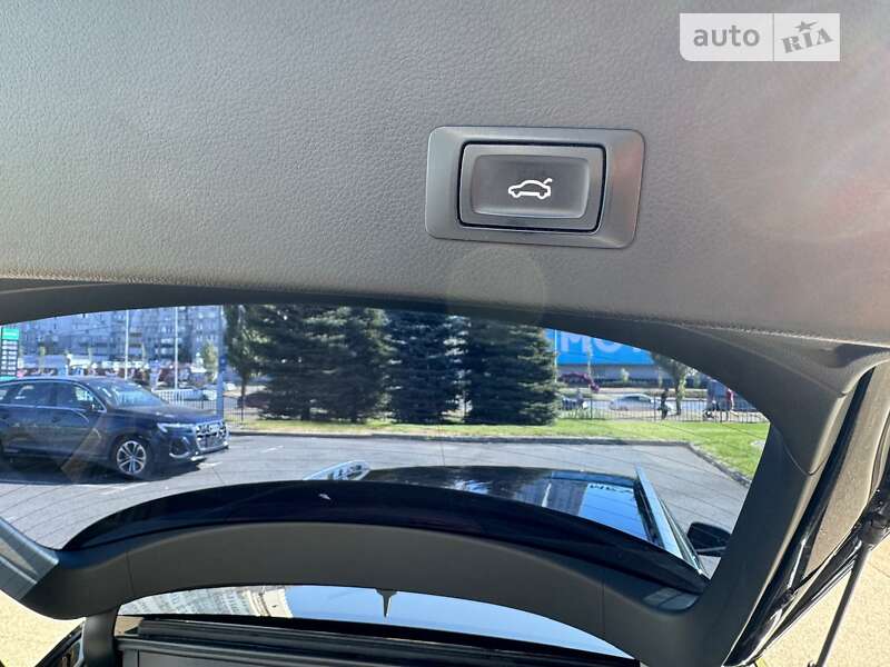 Универсал Audi A6 Allroad 2017 в Киеве