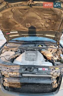 Универсал Audi A6 Allroad 2000 в 