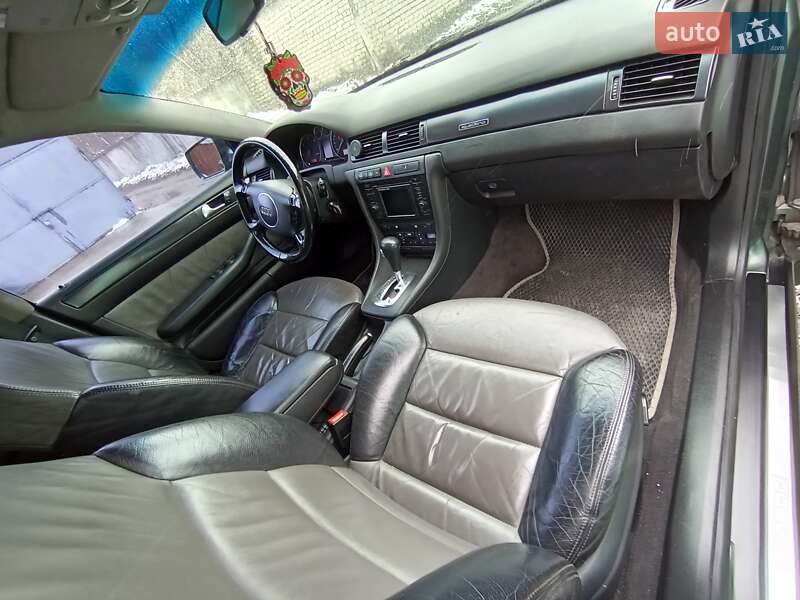 Универсал Audi A6 Allroad 2002 в Вараше