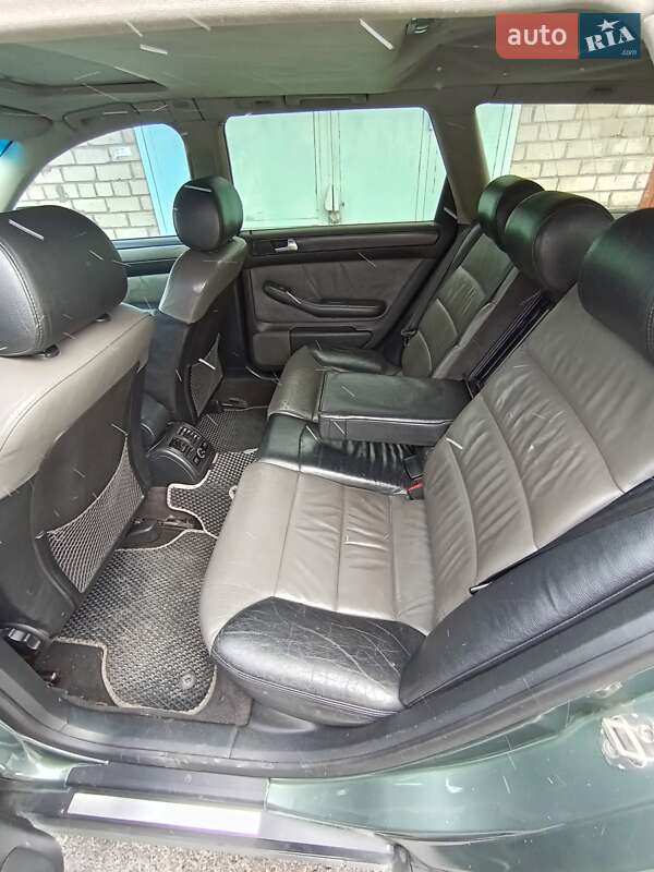 Универсал Audi A6 Allroad 2002 в Вараше