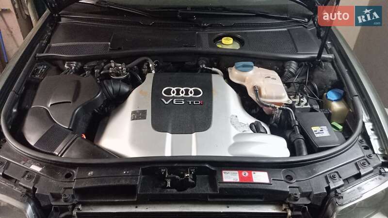 Универсал Audi A6 Allroad 2002 в Вараше